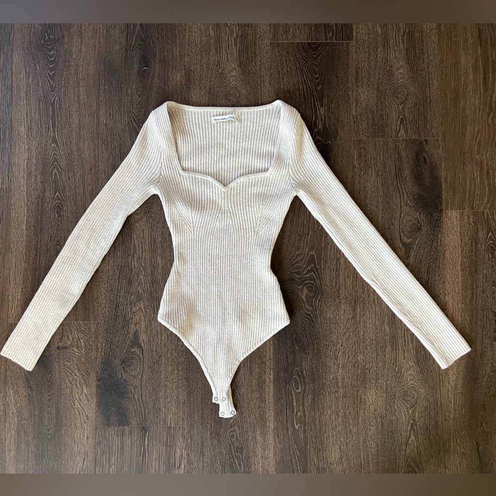 Abercrombie & Fitch cream sweater bodysuit